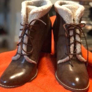 RESTRICTED Heeled Ankle Boot/Booties